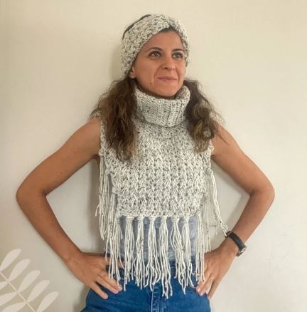 Helena Crochet Set Pattern – Poncho with Fringe & Headband